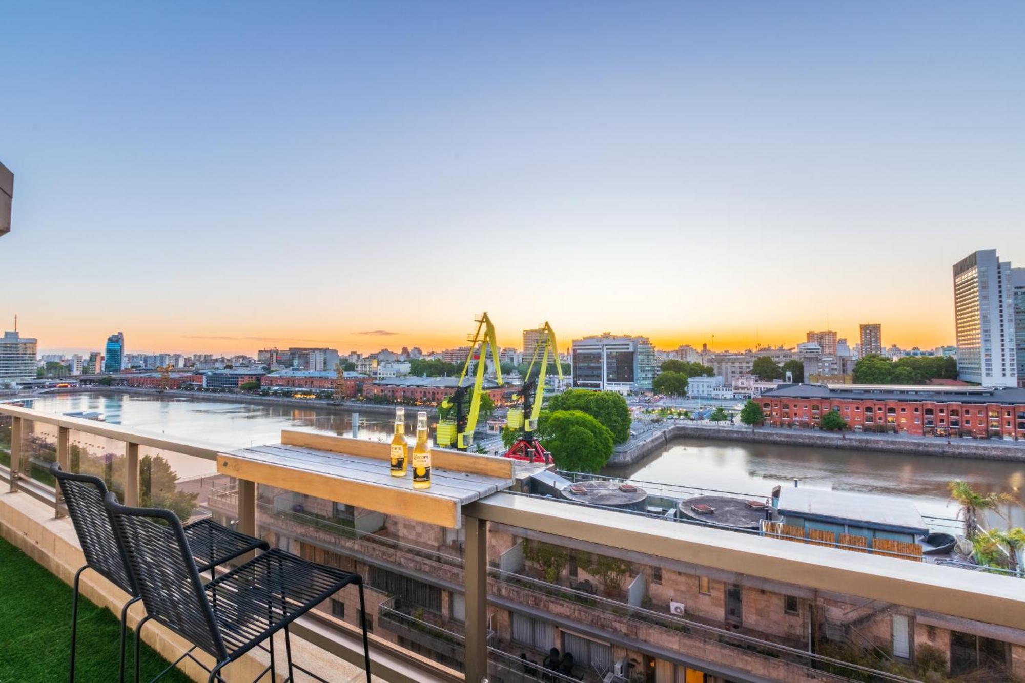Luxury Apartments In Puerto Madero บัวโนสไอเรส ภายนอก รูปภาพ